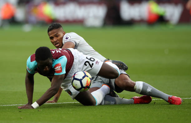 两人的表现 两人的表现